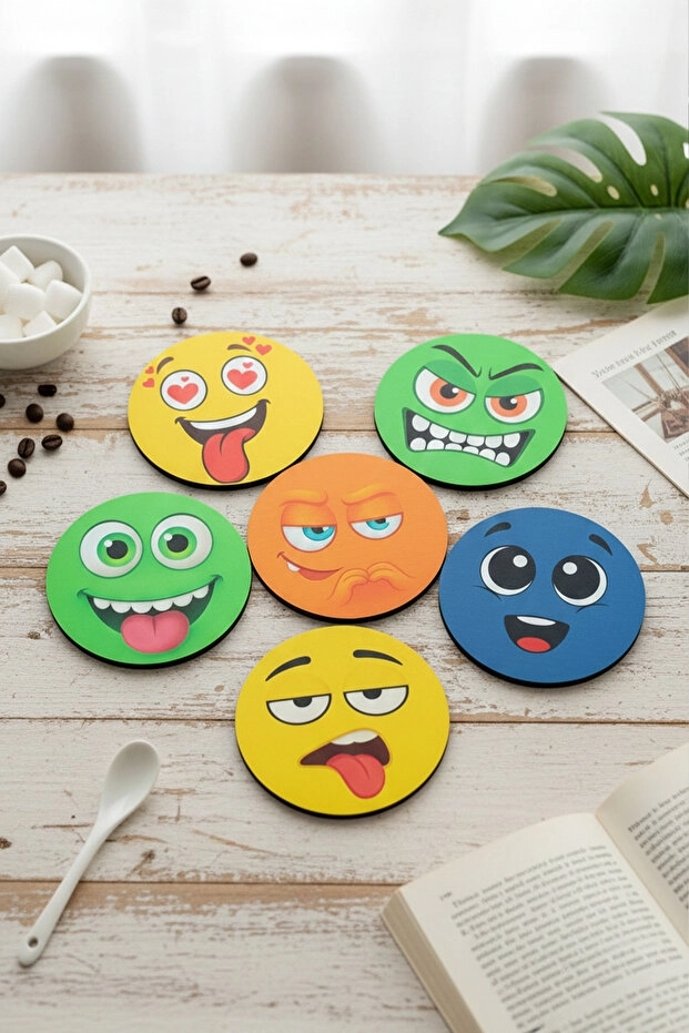 Toptan%20Emoji%20Desenli%20Bardak%20Altlığı%20|%206’lı%20Ahşap%20Bardak%20Altlığı%20Seti